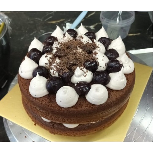 Black Forest Gateaux Cake (Round 500g)